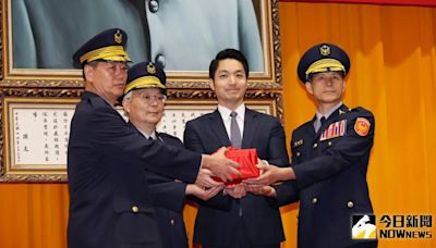 新任警察局長李西河就職 蔣萬安提改善交通、打詐掃黑目標