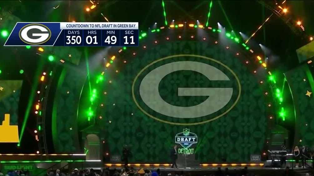 2025 NFL draft festivities begin with football 'handoff' in Milwaukee, countdown clock in Green Bay