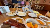 Mama’s Farmhouse offers family-style, all-you-can-eat meals in Pigeon Forge | Grub Scout