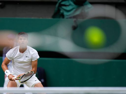 La Semifinal de Wimbledon entre Carlos Alcaraz y Daniil Medvedev, en imágenes