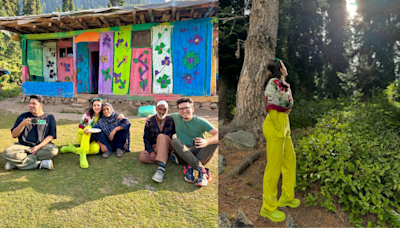 Sara Ali Khan Enjoys Picturesque View In Kashmir, Actress Relishes On Roti And Kahwa. See PICS