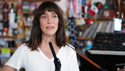 Feist Pokes Fun at 'The Bachelor' Appearance While Performing at NPR's Tiny Desk │ Exclaim!