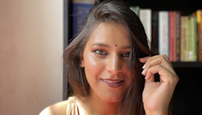 Aashram actor Akanksha Pandey: Shifting base from Lucknow to Mumbai helped me land central roles