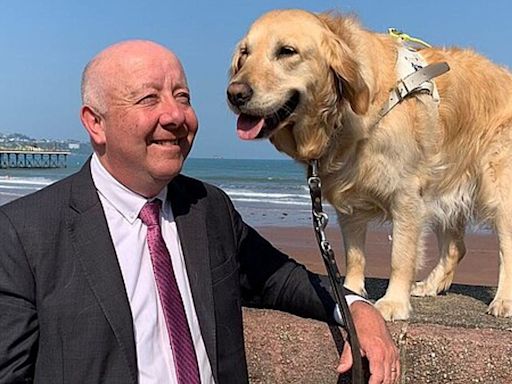 Meet Jennie the guide dog - parliament's newest furry star