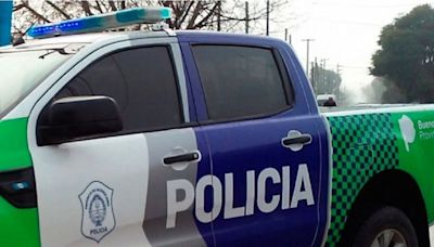 Un constructor fue acusado de secuestrar a un empleado y su esposa y está con prisión domiciliaria