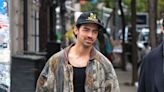 Joe Jonas Reportedly Thinks It's "Too Soon" for Sophie Turner to "Gallivant and Kiss Whomever In Public"