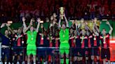 Bayer Leverkusen logra doblete en Alemania de la mano de Xabi Alonso