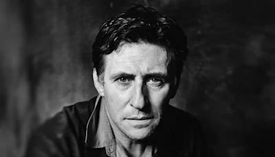 “Kindness is something that is seen and makes an impact on people” – An interview with Golden Globe winner Gabriel Byrne
