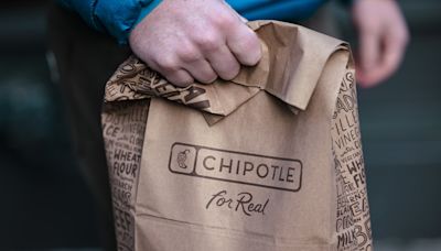 A trade that wins if the drop in Chipotle after CEO jumps to Starbucks is overdone