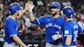 Blue Jays blow 7-run lead, but recover to beat Diamondbacks 8-7