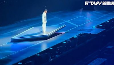 影／升降舞台故障「突傳巨響」 劉德華溫柔安撫歌迷