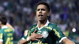 Palmeiras desencanta na etapa final, supera Atlético-GO e mantém embalo no Brasileirão