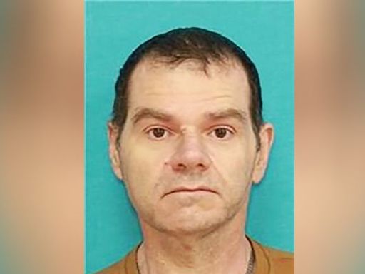 Search underway for man last seen in Arkansas who is wanted in connection with multiple homicides and carjackings in Oklahoma