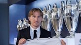 Ele fica! Modric renova com o Real Madrid por mais uma temporada