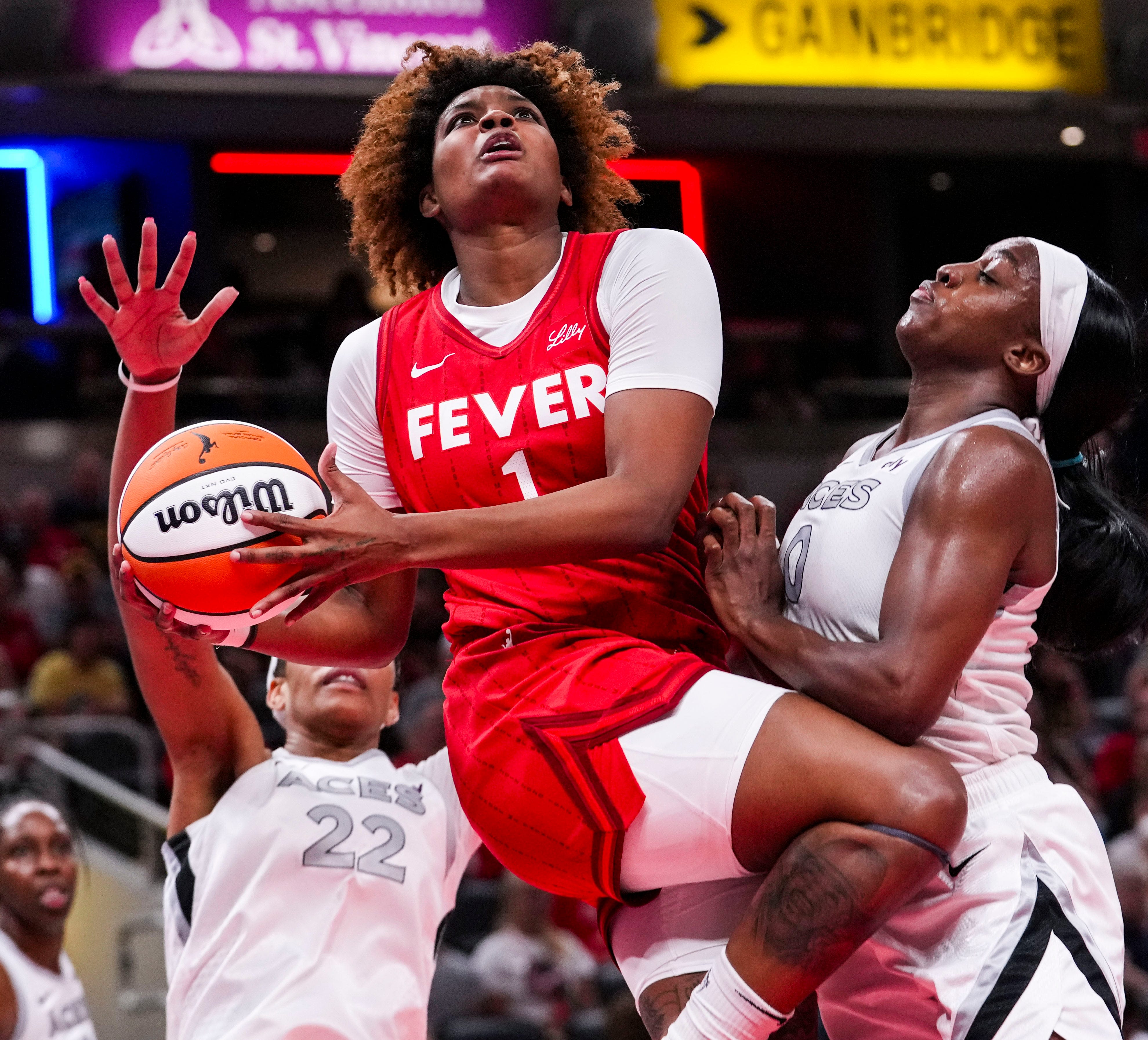 LIVE: Indiana Fever vs Las Vegas Aces updates, Caitlin Clark stats, highlights, score