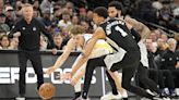 Pivotal timeout vs. Spurs pushes Warriors where they need to be