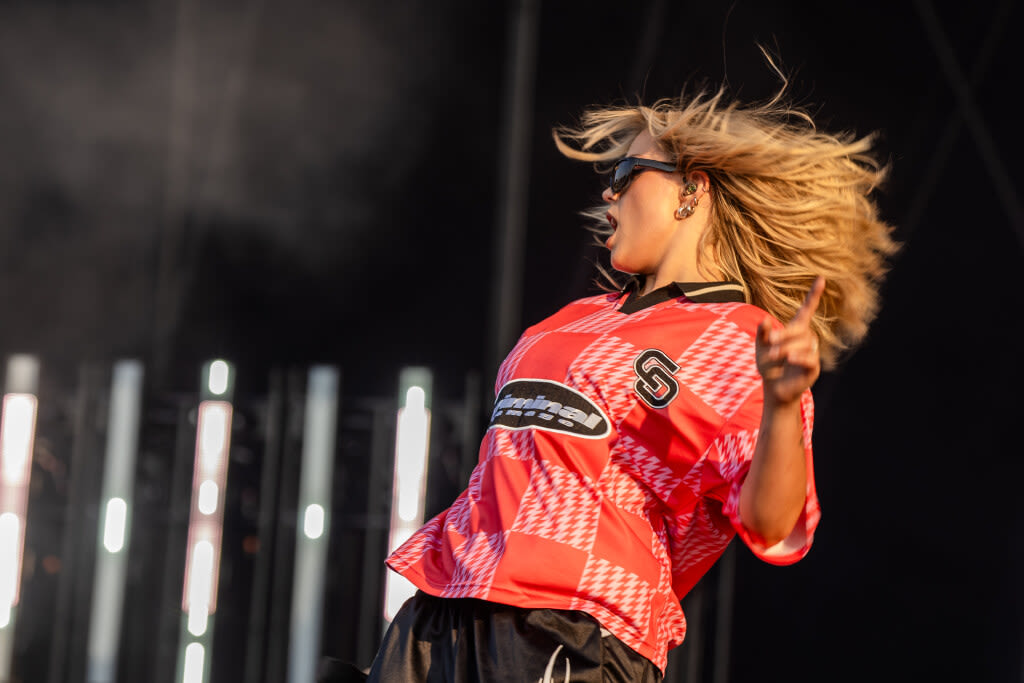 Lollapalooza Day 2: Reneé Rapp brings out Chicago's Chance the Rapper