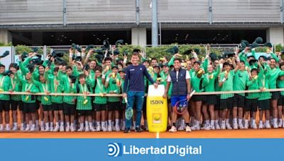 Casper Ruud imparte una' masterclass' organizada por ISDIN a los recogepelotas del Mutua Madrid Open