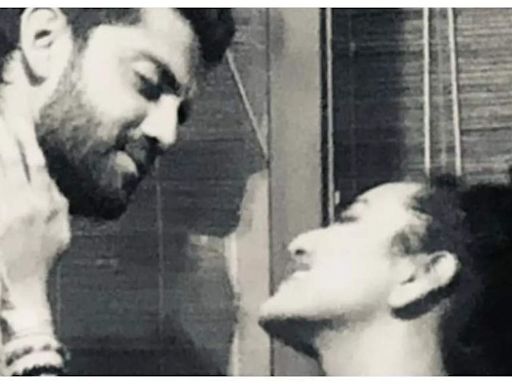 Zaheer Iqbal shares a throwback PIC with Sonakshi Sinha from their dating days; says, 'I knew it’s FOREVER' | Hindi Movie News - Times of India