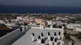 En Santorini, 13 monjas de clausura rezan por el mundo