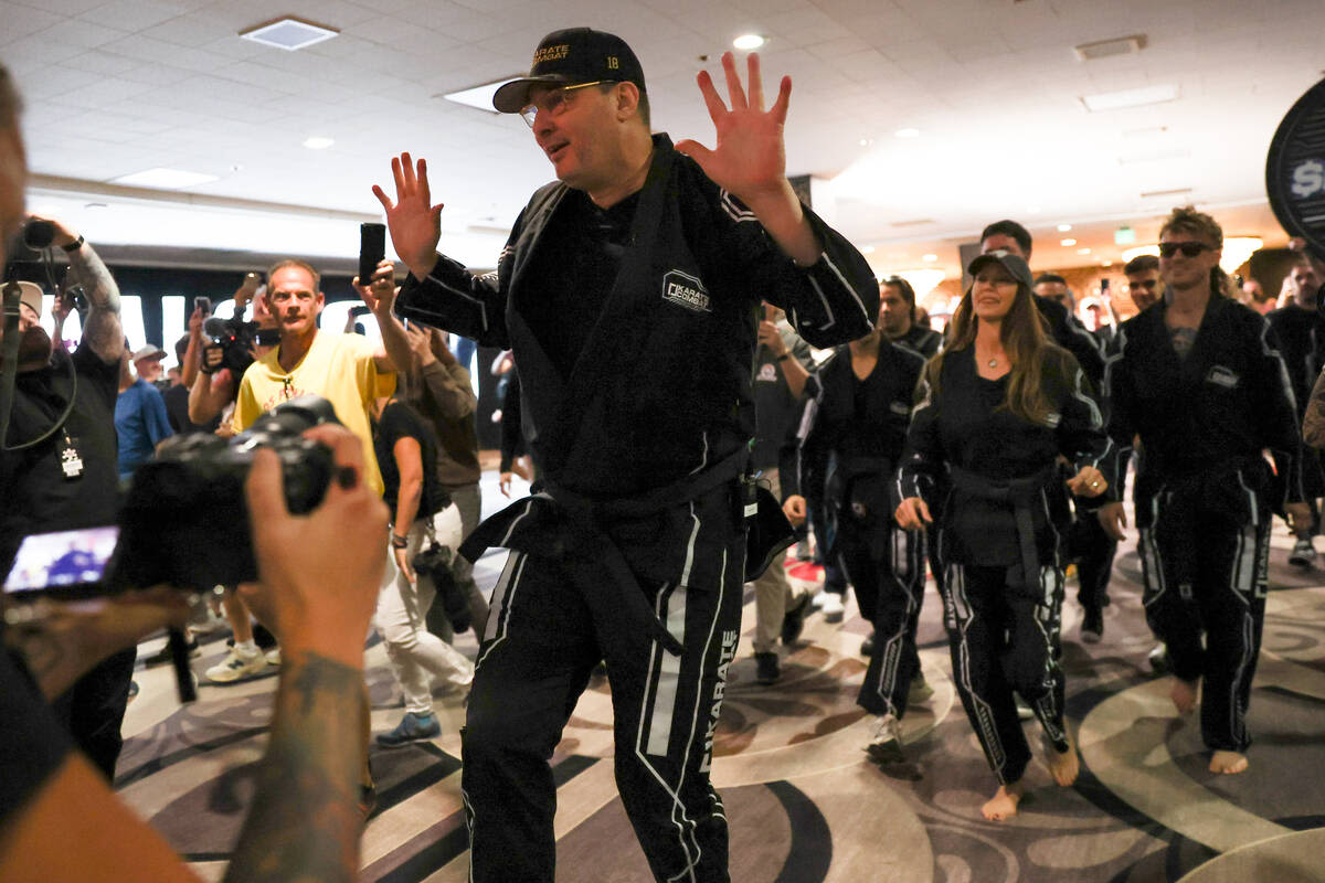 Phil Hellmuth arrives at WSOP Main Event in karate cosplay — PHOTOS