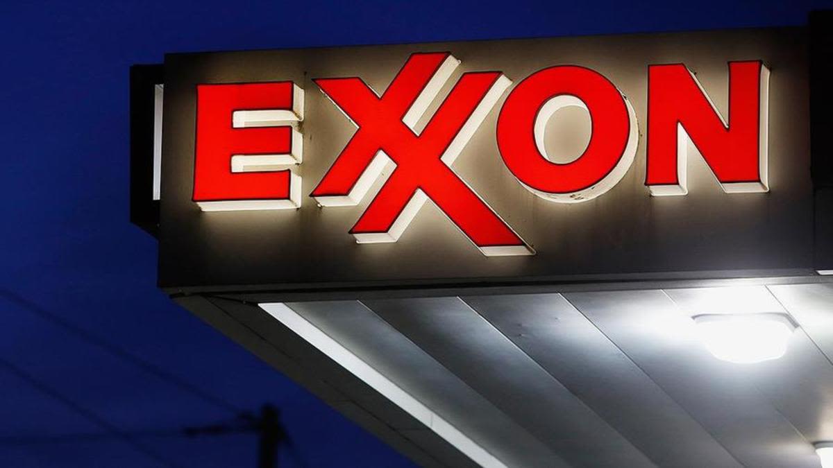 Analysts unveil ExxonMobil stock price target after oil price collapse