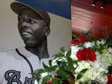 You’re invited to unveiling of new Hank Aaron postage stamp at Truist Park this week