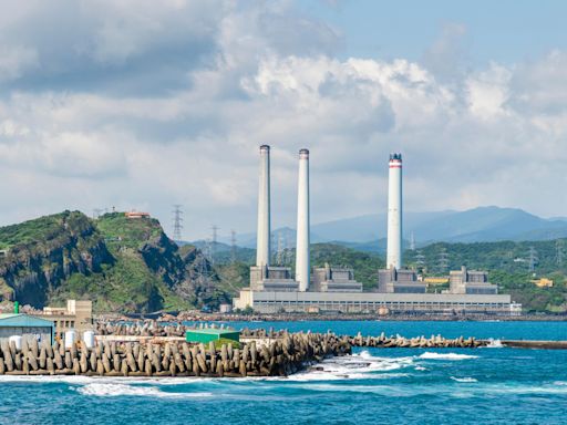 台電千億補貼沒到位…10月電價恐漲14%？為何4月已漲11%電費，今年累虧還是將逾5千億