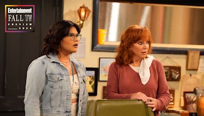 Reba McEntire on her new sitcom 'Happy's Place' and working with her IRL bf Rex Linn