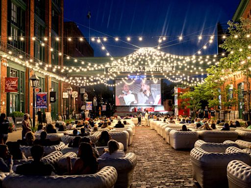 Here's what it's like at the outdoor movie festival in Toronto's Distillery District