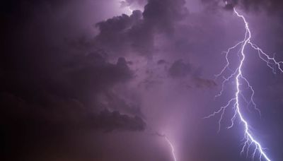 Aviso de probables tormentas eléctricas para 3 regiones