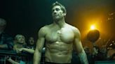 Jake Gyllenhaal slaps his enemies in “Road House ”first look