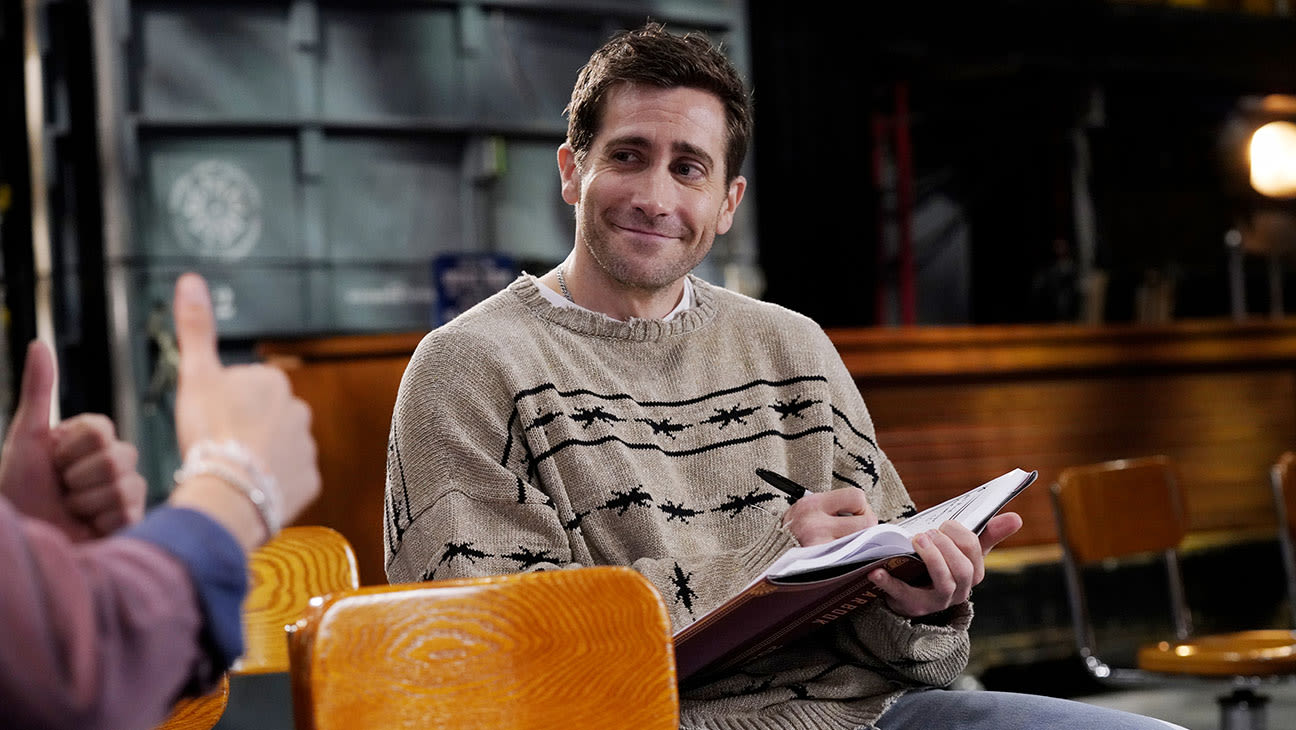 Jake Gyllenhaal Signs Marcello Hernandez’s Yearbook in ‘SNL’ Promo