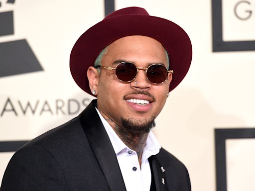 Chris Brown Reflects On Unnamed Rapper’s Absurd Club Rant, Fans Speculate It Was Ye