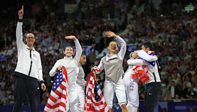 Estados Unidos logra su primer oro olímpico en florete por equipos femeninos