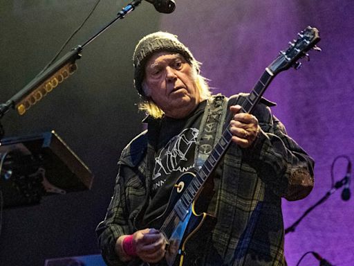 Neil Young cancels PNW tour dates after Crazy Horse members fall ill