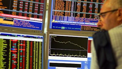 Finance : « Coup de tonnerre », « début de récession »… Ce que l’on sait sur le dévissage des Bourses ce lundi