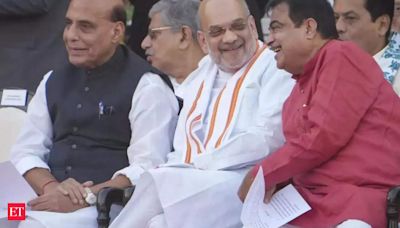 Rajnath Singh, Amit Shah take oath as member of 18th Lok Sabha