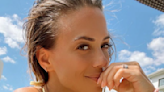 Jana Kramer goes makeup-free for 'sun-kissed' poolside photo: 'Natural beauty'