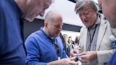 Apple’s Brain Drain Hinders Efforts to Pick Its Next Jony Ive