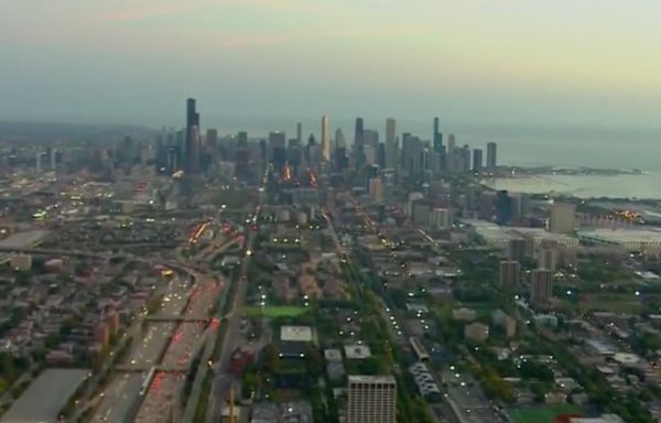 Chicago weather: Gradual warmup expected after series of heavy showers