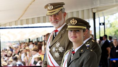 La princesa Leonor acompaña al Rey hasta Lleida en el que es su primer acto oficial juntos