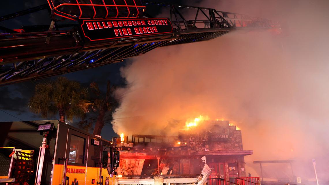 Large fire destroys Cody's Original Roadhouse in Tampa