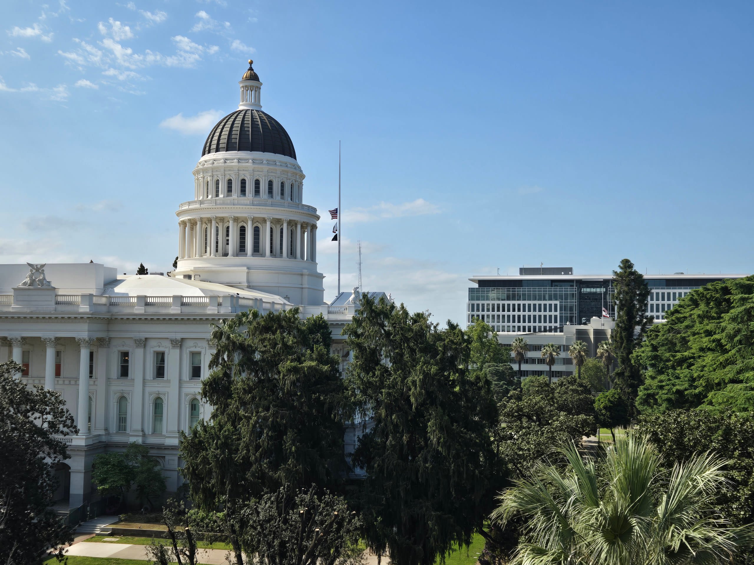 California lawmakers reveal joint budget plan