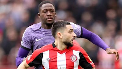 Liverpool won't mind 'biggest windup merchant' Neal Maupay returning to Everton