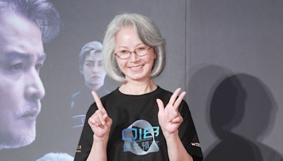 老公過世才拍吻戲！ 75歲女星出道57年「首親對手演員」心情曝光