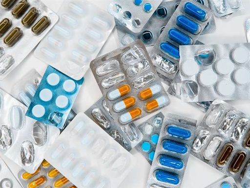 Colegio de Farmacéuticos urge por regulación en el desecho de medicamentos | Teletica
