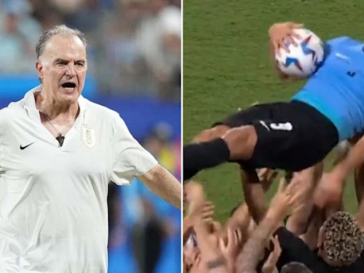 Los gestos con “aroma a despedida” de Suárez, el regalo que se llevó y la reacción de Bielsa en los penales: las perlitas de Uruguay-Canadá