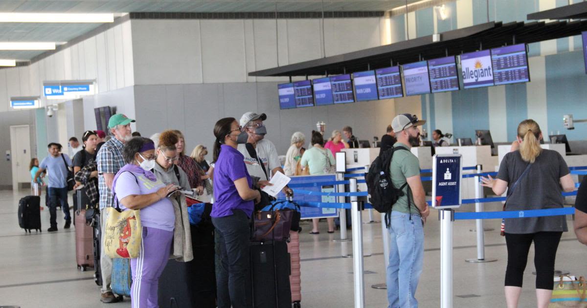 Debby takes Charleston travelers by storm as airlines cancel and delay flights