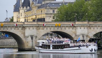 Ceremonia de inauguración de los Juegos de París 2024, en directo: artistas, pebetero y última hora